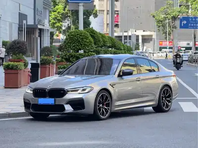 BMW M5 2022