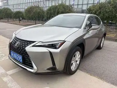 Lexus UX 2023