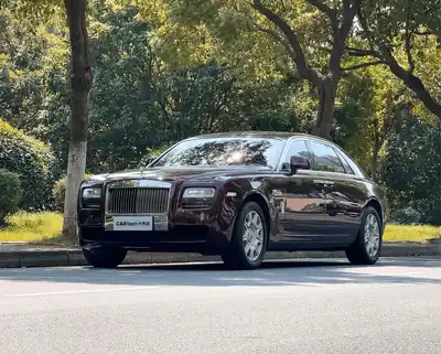 Rolls-Royce Gusite 2015