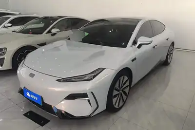 Geely Galaxy Galaxy E8 2024