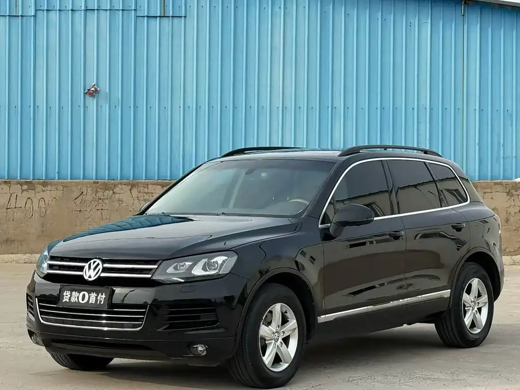 Volkswagen Touareg 2014, фото 1