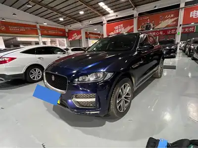 Jaguar F-PACE 2017