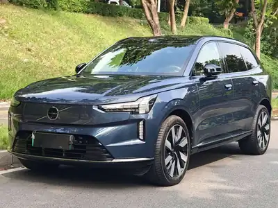 Volvo EX90