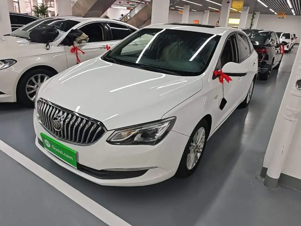 Buick Excelle 2015, фото 1