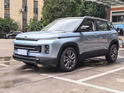 Geely ICON 2025