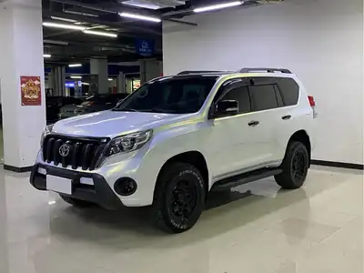 Toyota Prado ( (импорт) 2013