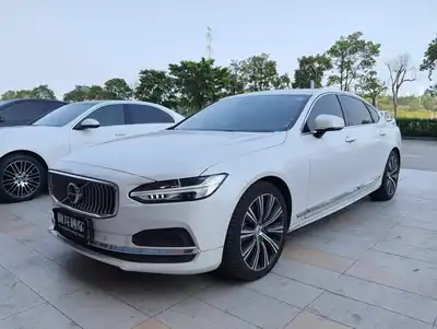 Volvo S90 2023