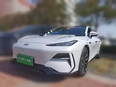 Geely Galaxy Galaxy E8 2024