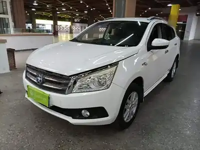 Venucia T70 2016