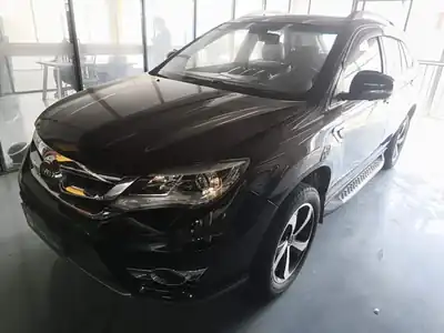 BYD S7 2015