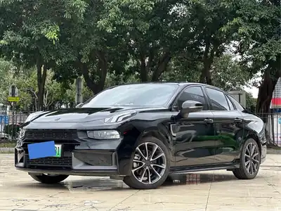Lynk & Co 03 NEV