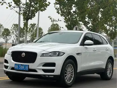 Jaguar F-PACE 2018