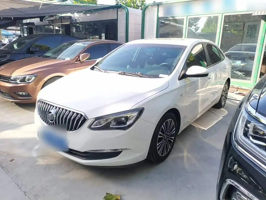 Buick Excelle 2017, фото 1