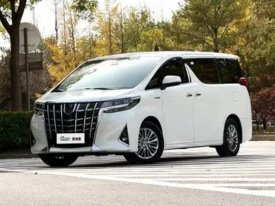 Toyota Alphard 2023