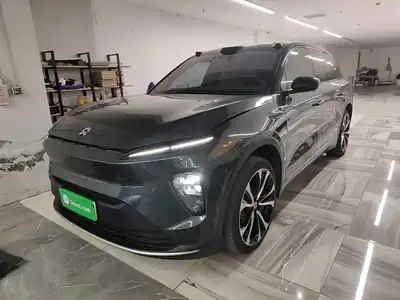 NIO ES8 2023