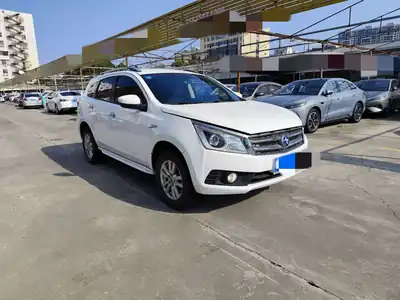 Venucia T70 2016