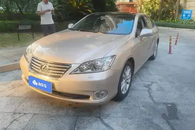 Lexus ES 2012