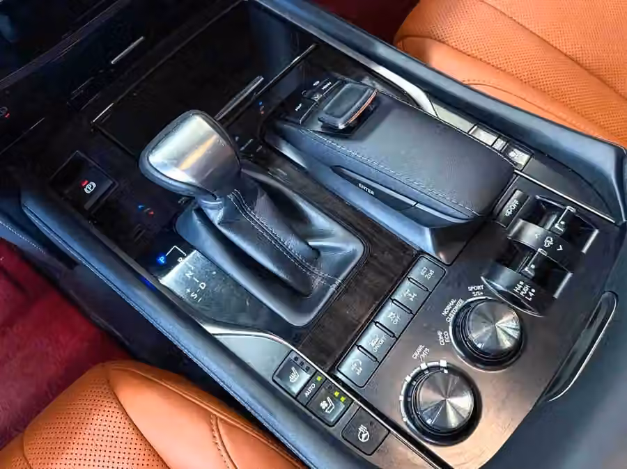 Lexus LX 2019, фото 2