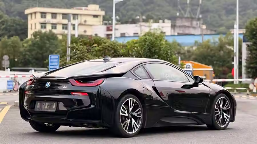BMW i8 2016, фото 6