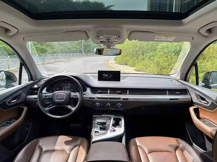 Audi Q7 2017, фото 10