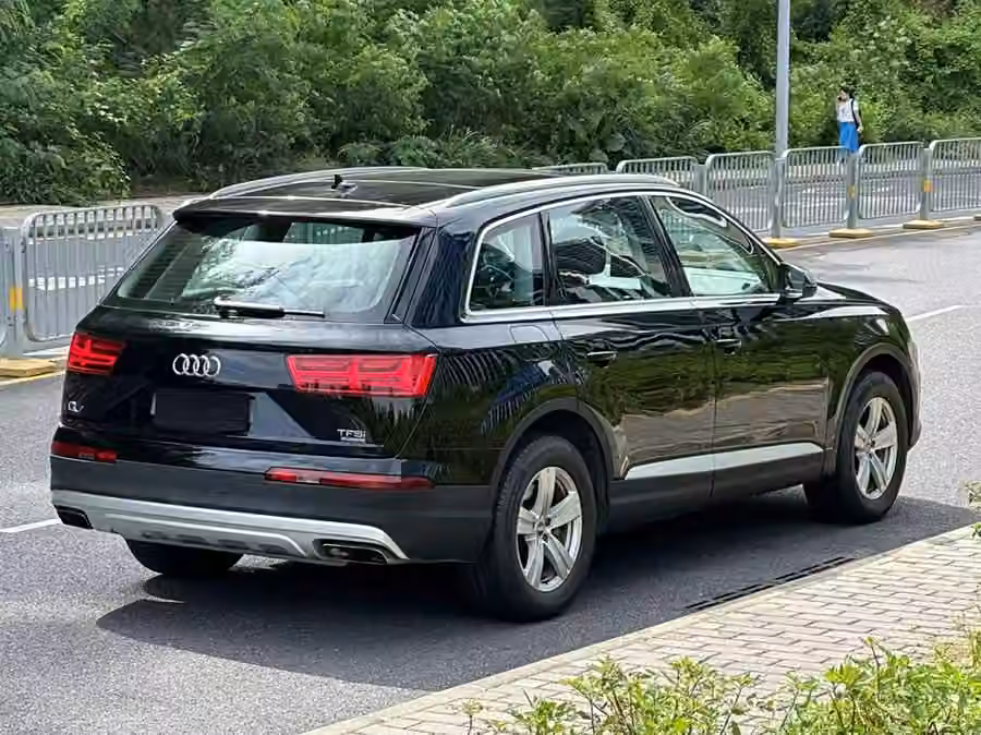 Audi Q7 2017, фото 4