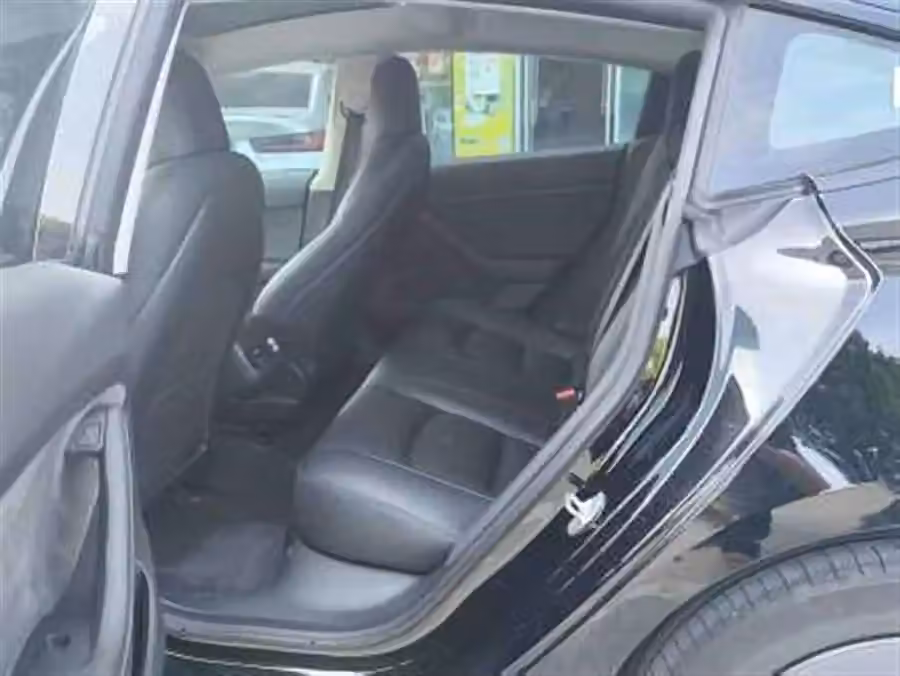 Tesla Model 3 2023, фото 5