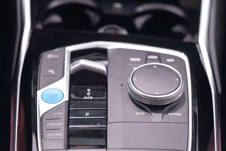 BMW i3 2023, фото 17