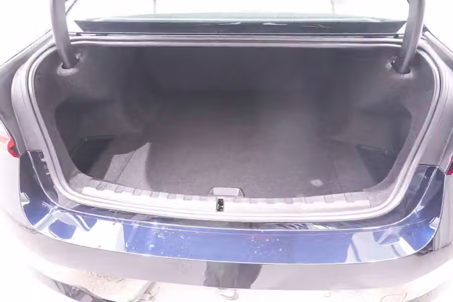 BMW i3 2023, фото 18