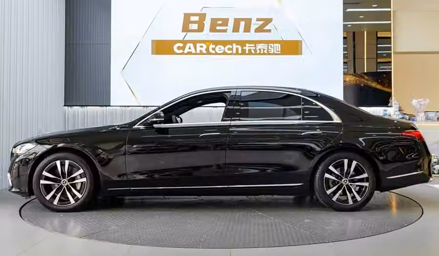 Mercedes-Benz S-Class 2023, фото 3