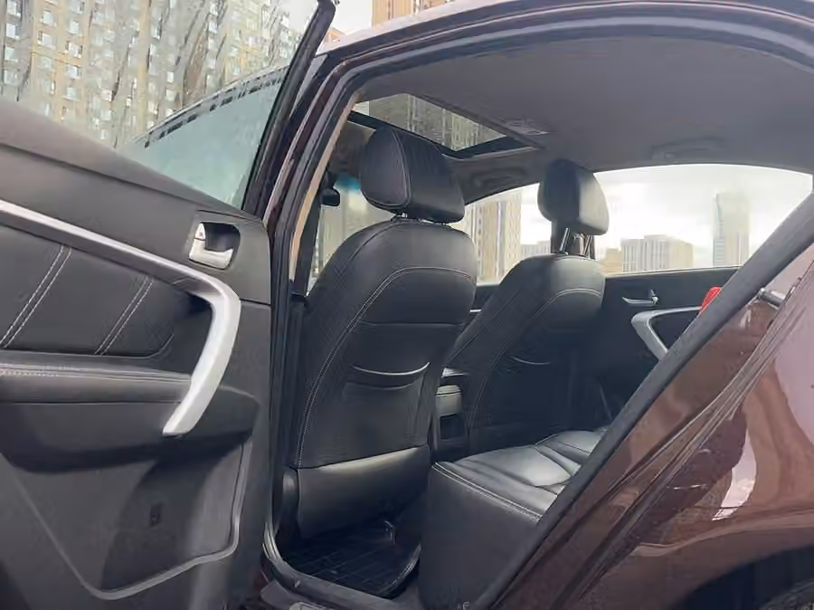 Geely Emgrand 2017, фото 18