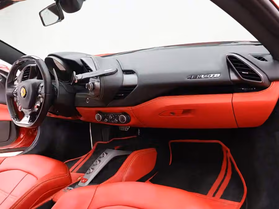 Ferrari 488 2018, фото 18
