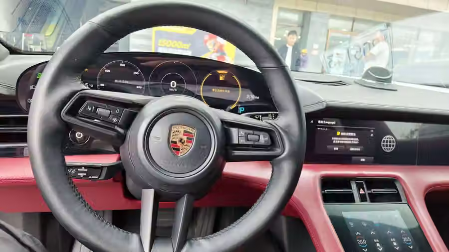 Porsche Taycan 2022, фото 5