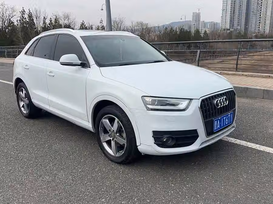 Audi Q3 2015, фото 5