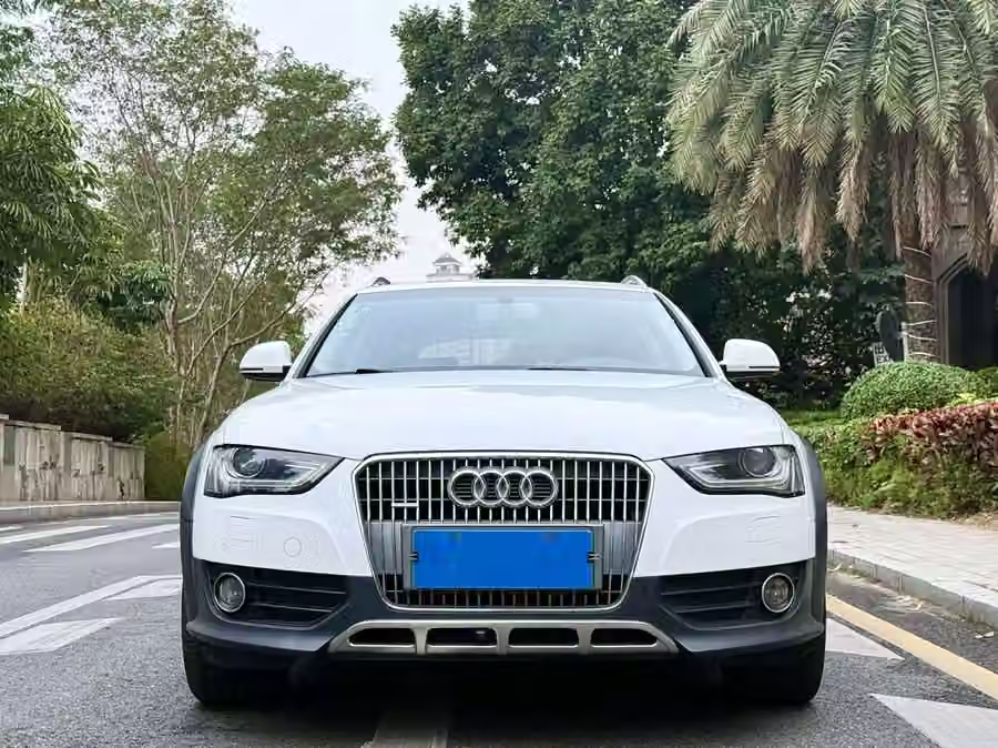Audi A4 (импорт) 2016, фото 2