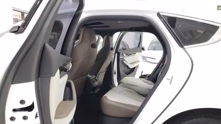 BYD Qin PLUS 2023, фото 7