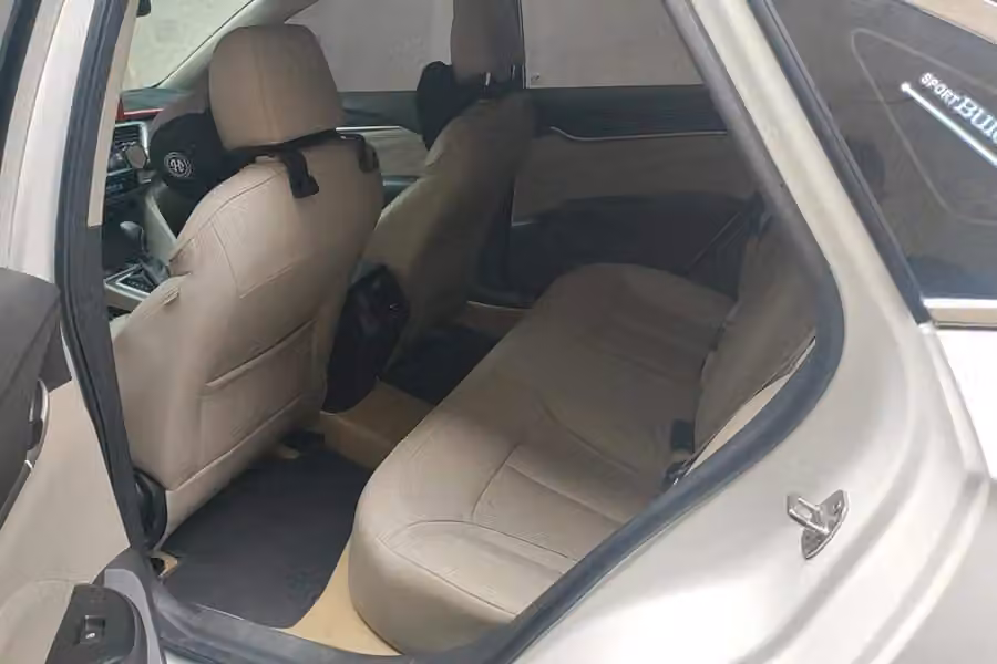 Buick Excelle 2018, фото 11