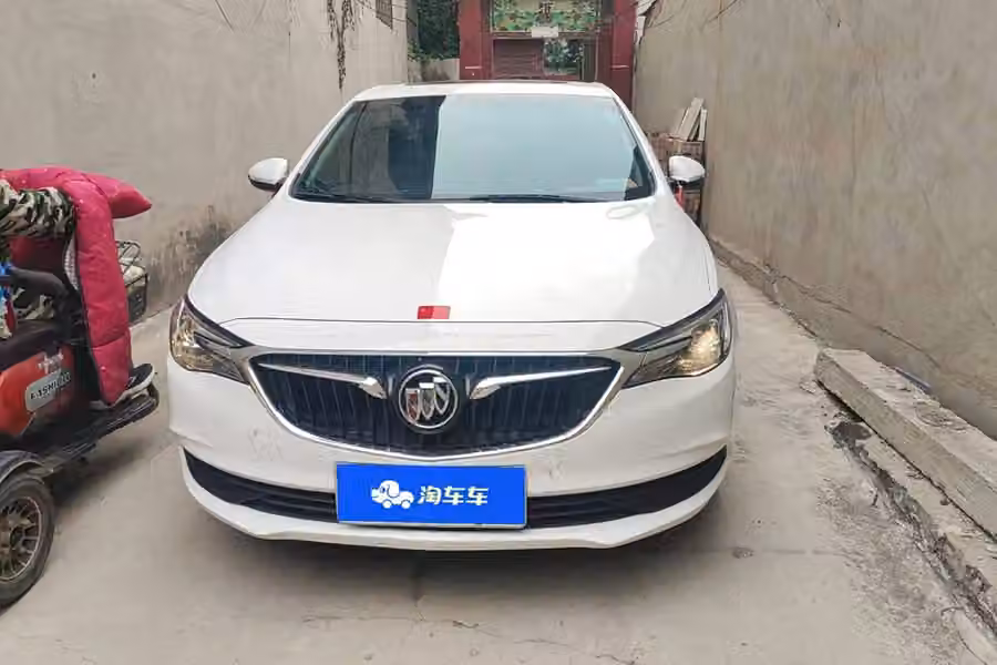 Buick Excelle 2018, фото 2