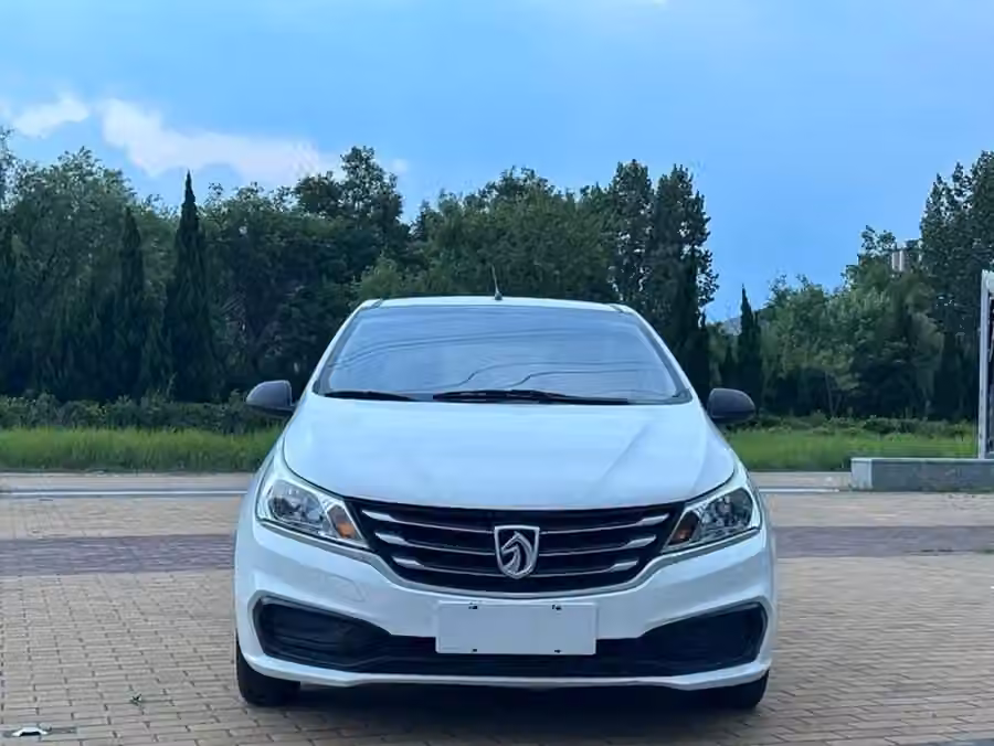 Baojun 310 2016, фото 2